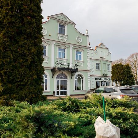 Hotel Napoleon Wroblew  Dış mekan fotoğraf