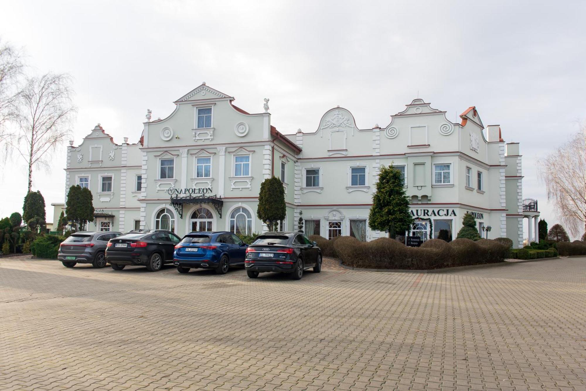 Hotel Napoleon Wroblew  Dış mekan fotoğraf
