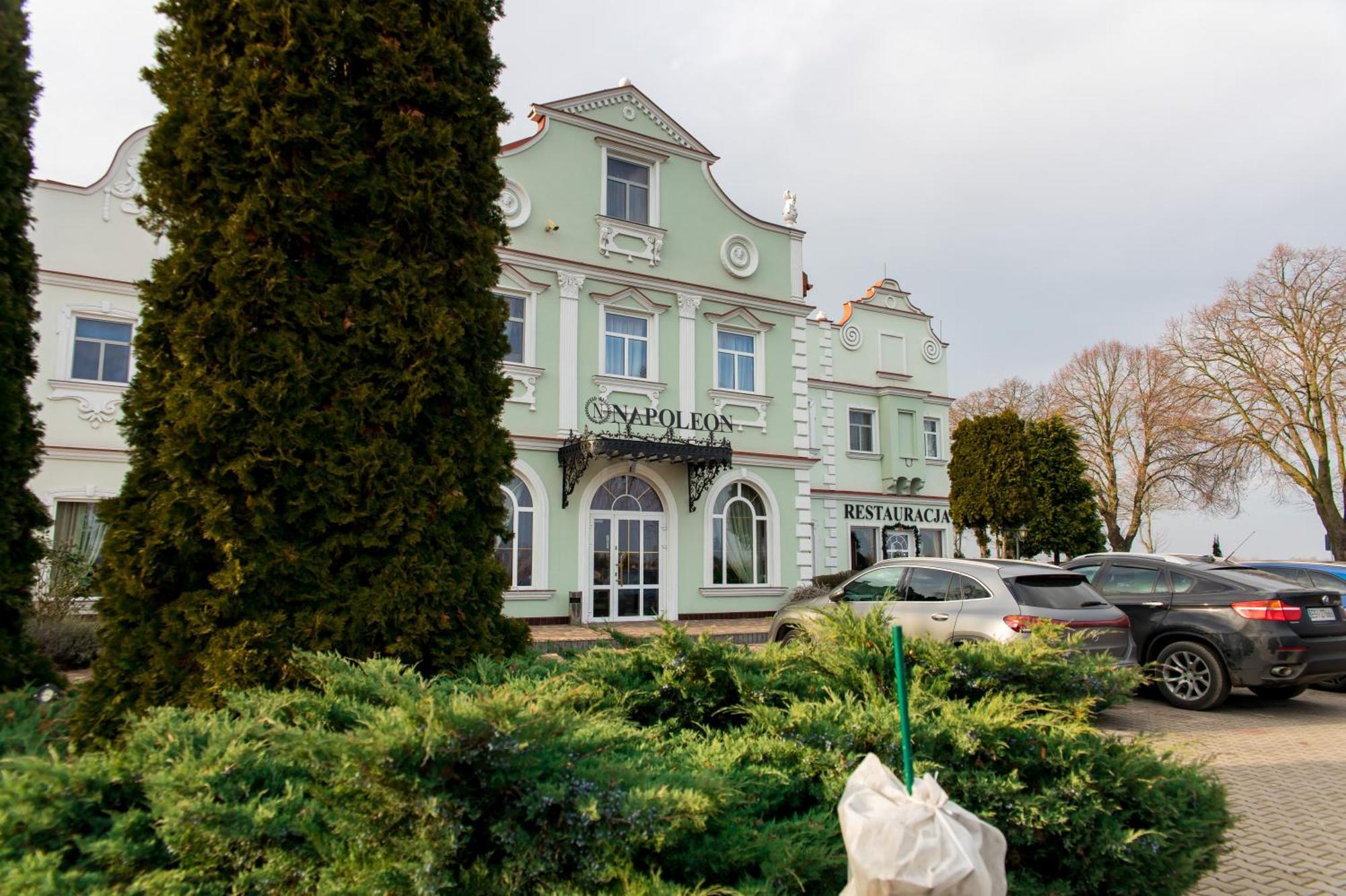 Hotel Napoleon Wroblew  Dış mekan fotoğraf