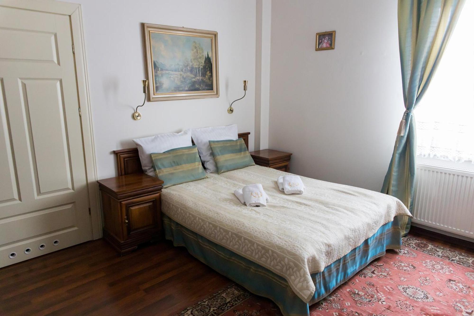 Hotel Napoleon Wroblew  Dış mekan fotoğraf