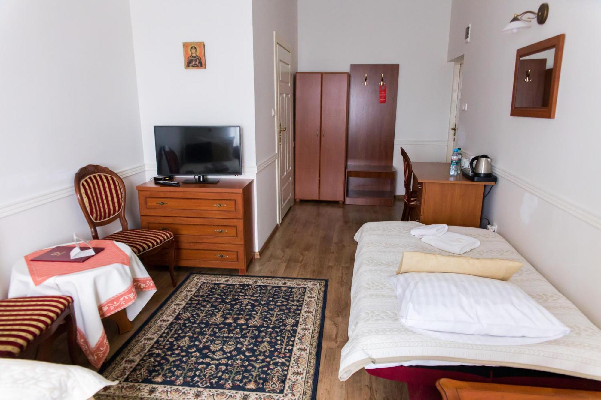 Hotel Napoleon Wroblew  Dış mekan fotoğraf