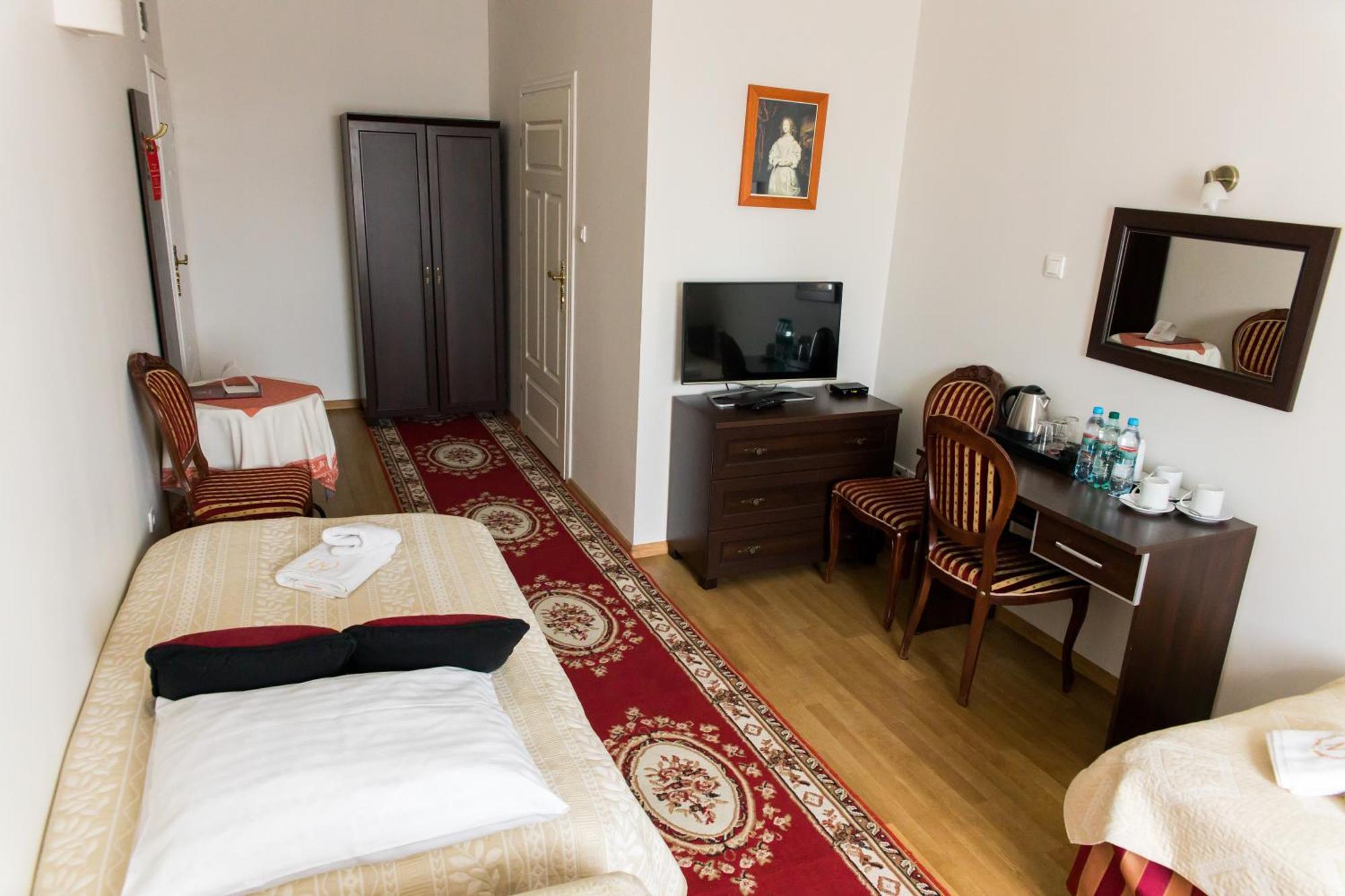 Hotel Napoleon Wroblew  Dış mekan fotoğraf