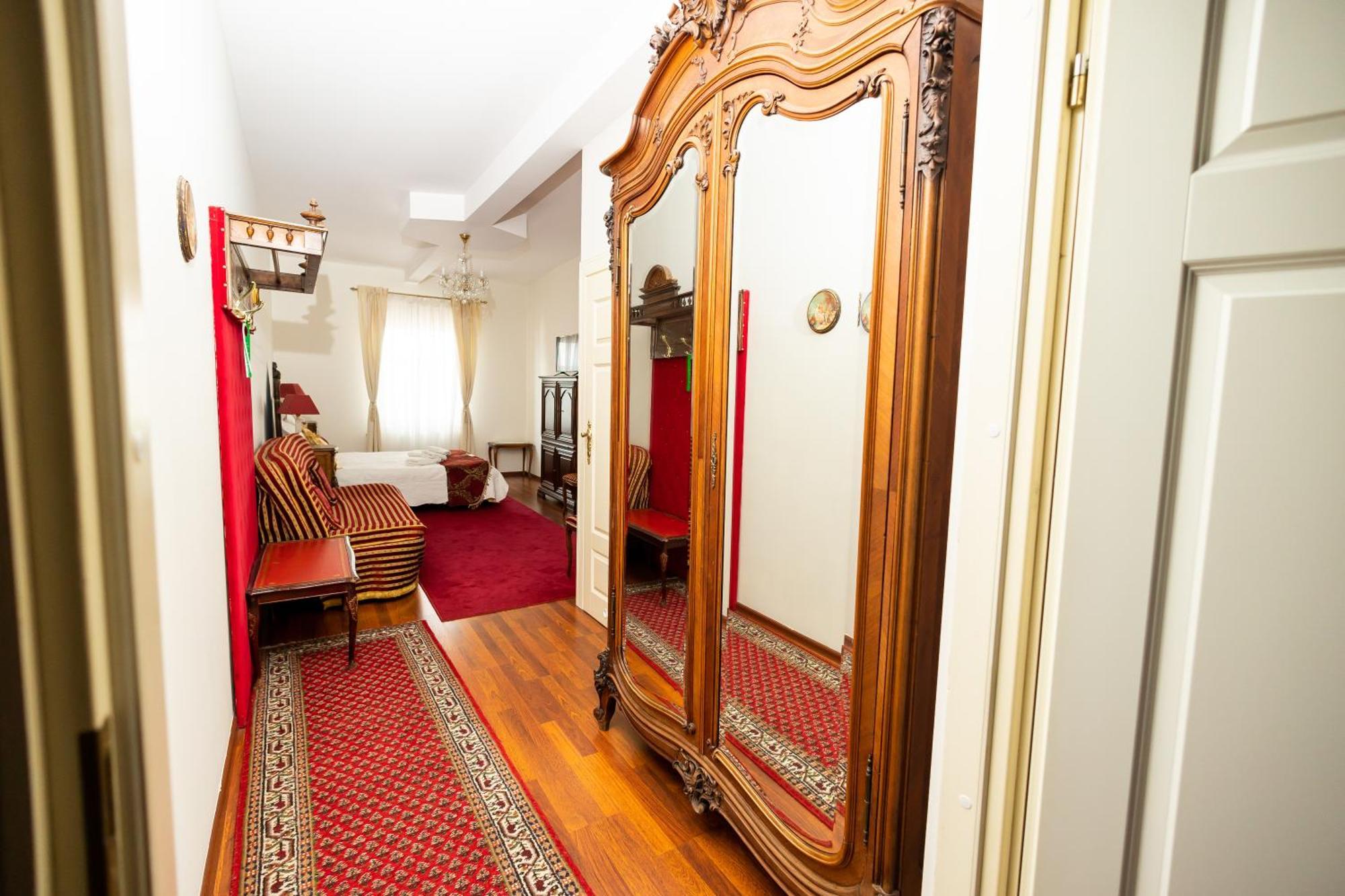Hotel Napoleon Wroblew  Dış mekan fotoğraf