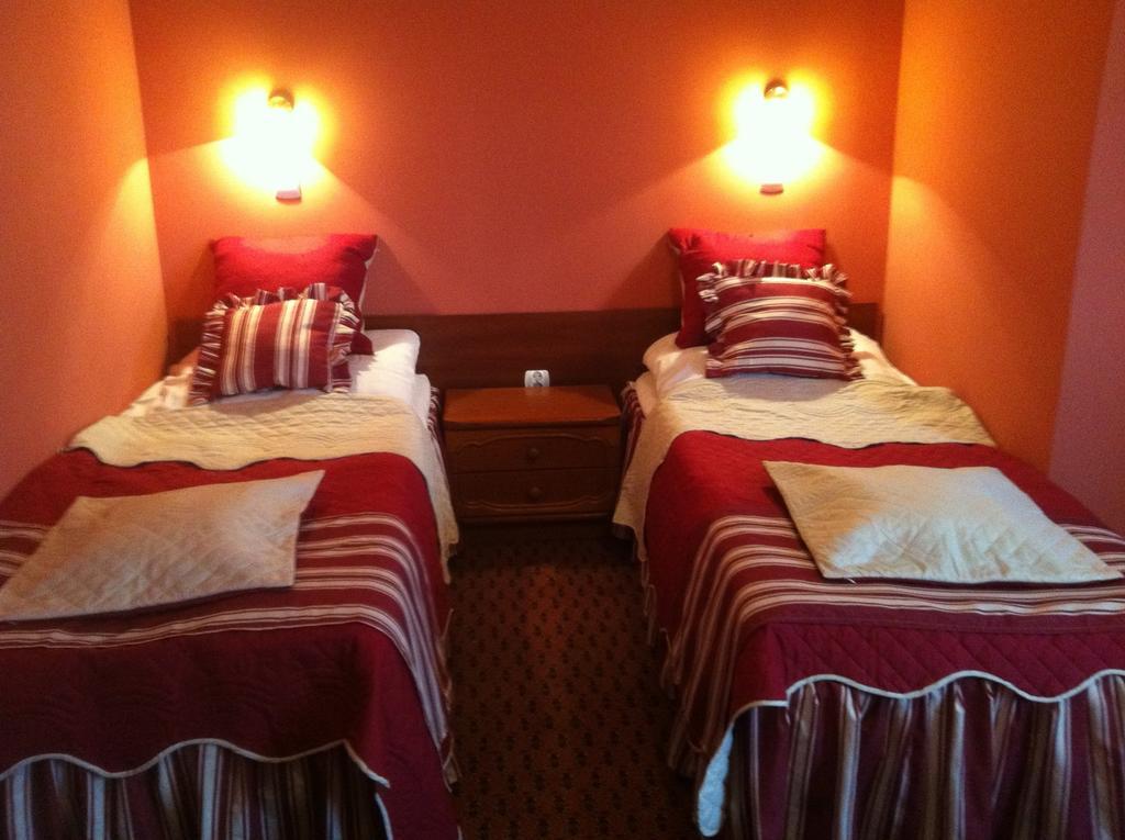 Hotel Napoleon Wroblew  Dış mekan fotoğraf