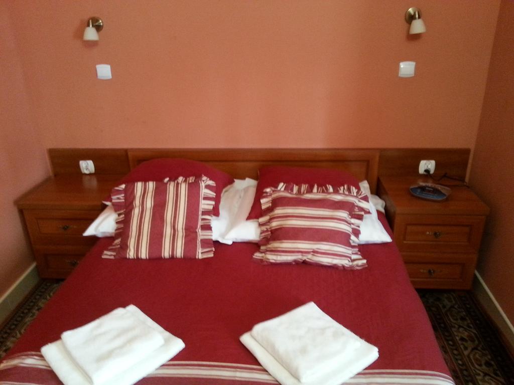 Hotel Napoleon Wroblew  Dış mekan fotoğraf